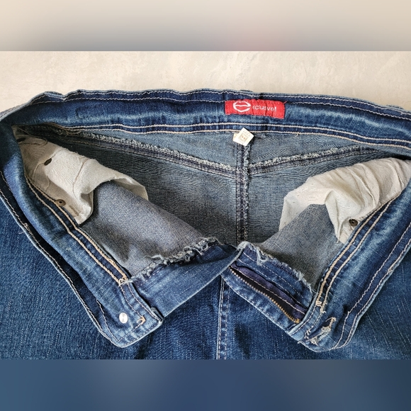 Y2K denim maxi skirt with flared panels, low rise - Picture 12 of 15